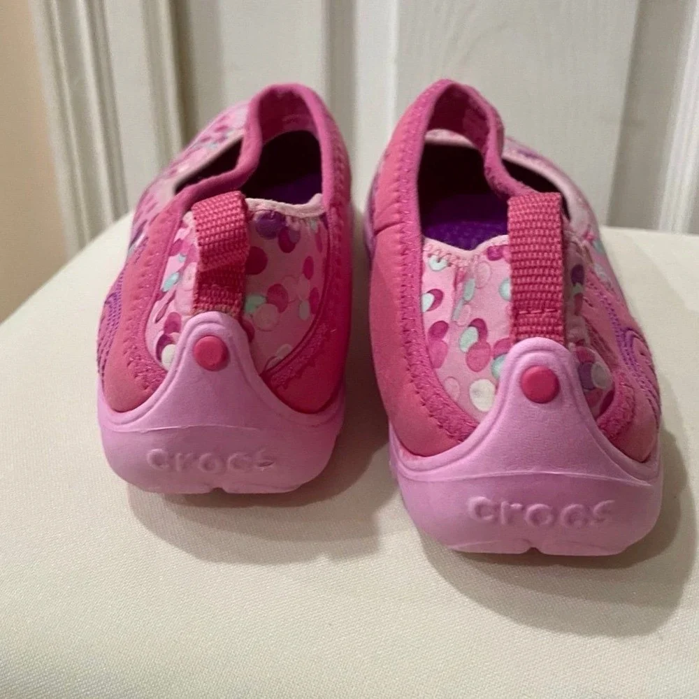 Crocs Girls Pink Purple Polka Dot Mary Jane Flats Shoes 204693 Size J2 Coquette
